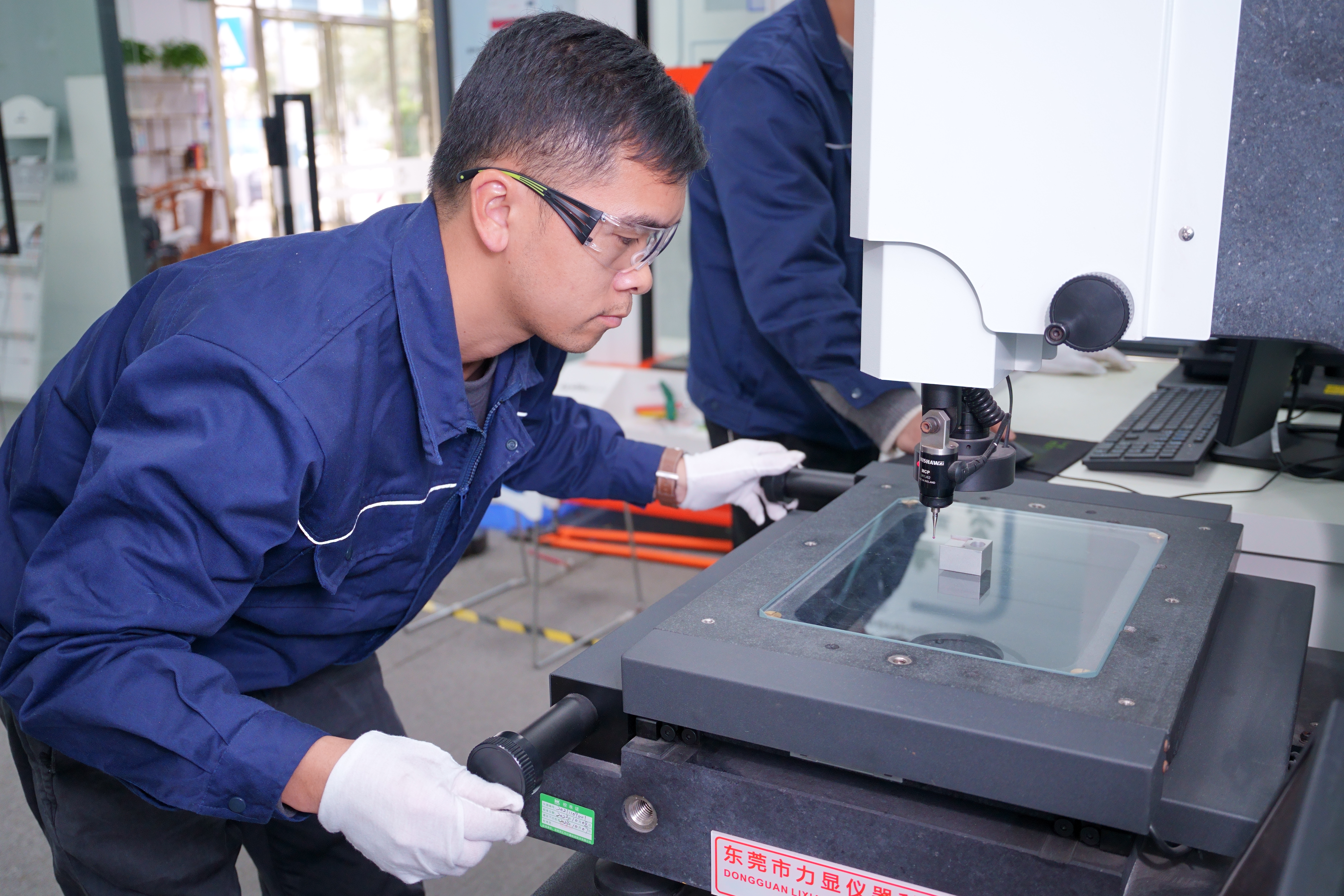 Gỡ lỗi và xác minh nguyên mẫu